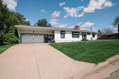 401 Sunset Place, Neillsville, WI 54456 - Photo 1