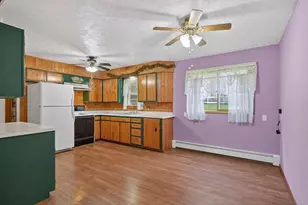 2610 Gaynor Ave, Wisconsin Rapids, WI 54495 - Photo 4