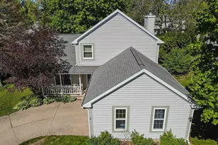 26 Crossbridge Ct, Madison, WI 53717 - Photo 2