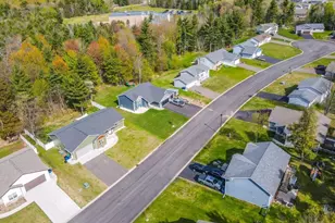 1115 Fall City Ct, Mosinee, WI 54455 - Photo 2