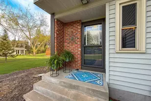 5545 Riverview Ct, Stevens Point, WI 54482 - Photo 2