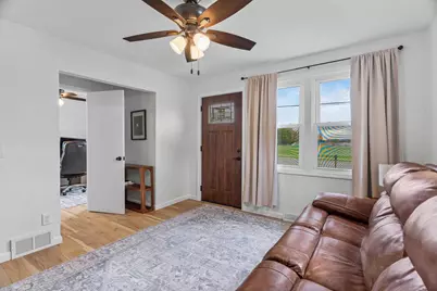 806 Doege Street, Marshfield, WI 54449 - Photo 6