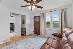 806 E Doege St, Marshfield, WI 54449 - Photo 6