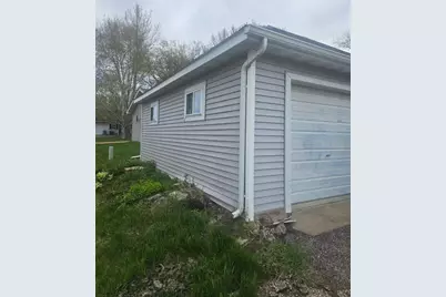 300 W Stanley Street, Thorp, WI 54771 - Photo 30