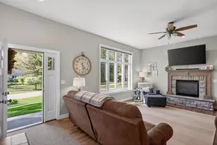2430 Crystal Ln, Wisconsin Rapids, WI 54494 - Photo 8