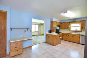 712 Polk St, Stevens Point, WI 54481 - Photo 8