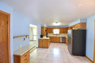 712 Polk St, Stevens Point, WI 54481 - Photo 4