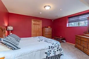 1985 Woodcrest Cir, Kronenwetter, WI 54455 - Photo 40