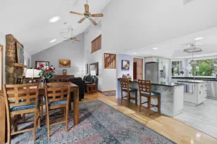 611 Honey Bear Ct, Waupaca, WI 54981 - Photo 10