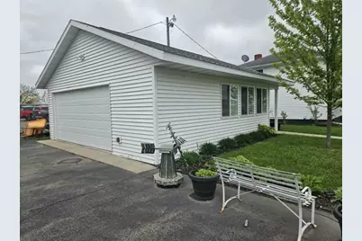 215 W Depot Street, Marshfield, WI 54449 - Photo 30