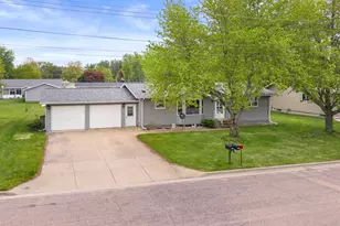 2931 4th St S, Wisconsin Rapids, WI 54494 - Photo 2