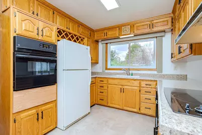 709 N Poplar Street, Merrill, WI 54452 - Photo 6