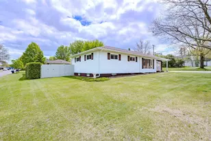 709 N Poplar St, Merrill, WI 54452 - Photo 44