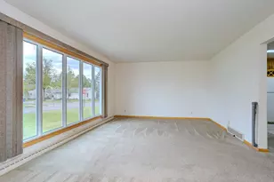 709 N Poplar St, Merrill, WI 54452 - Photo 8