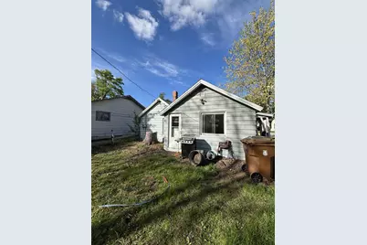 2142 Strongs Avenue, Stevens Point, WI 54481 - Photo 4