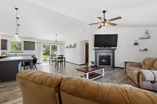 4000 Hanover St, Plover, WI 54467 - Photo 4