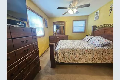 513 W 12th Street, Marshfield, WI 54449 - Photo 8
