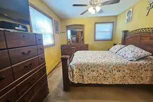 513 W 12th St, Marshfield, WI 54449 - Photo 8