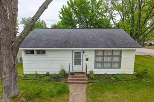 1841 Chestnut St, Wisconsin Rapids, WI 54494 - Photo 36