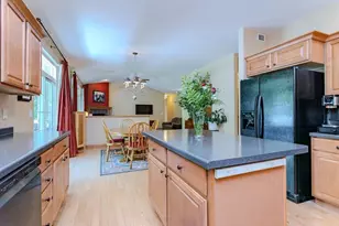 2263 Meadow Dr, Kronenwetter, WI 54455 - Photo 14