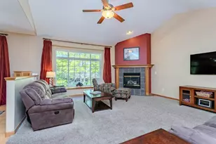 2263 Meadow Dr, Kronenwetter, WI 54455 - Photo 10