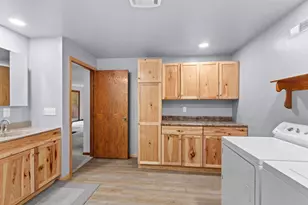 2401 Lakeview Dr, Junction City, WI 54443 - Photo 26
