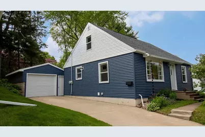 206 N 10th Avenue, Wausau, WI 54401 - Photo 2