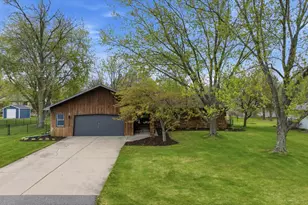 2308 E Fillmore St, Marshfield, WI 54449 - Photo 2