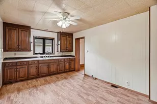 607 W Arnold St, Marshfield, WI 54449 - Photo 14