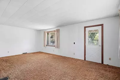 1108 N Walnut Avenue, Marshfield, WI 54449 - Photo 4
