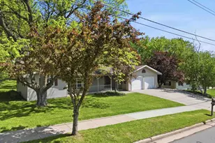 621 W Upham St, Marshfield, WI 54449 - Photo 32