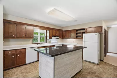 621 W Upham Street, Marshfield, WI 54449 - Photo 12