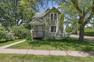 648 Franklin St, Stevens Point, WI 54481 - Photo 2