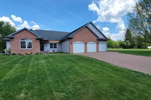 635 Laurisa Ln, Antigo, WI 54409 - Photo 26