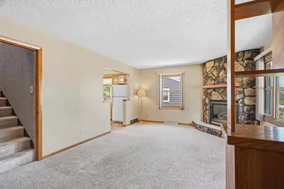 311 W Ives Street, Marshfield, WI 54449 - Photo 4