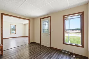 2341 Illinois Ave, Stevens Point, WI 54481 - Photo 4