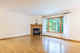5321 Fox Run Dr, Wisconsin Rapids, WI 54494 - Photo 8