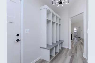 621 Amberwood Way, Plover, WI 54467 - Photo 6