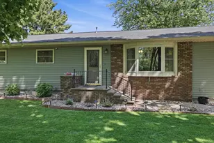417 Chapley Ave, Junction City, WI 54443 - Photo 4