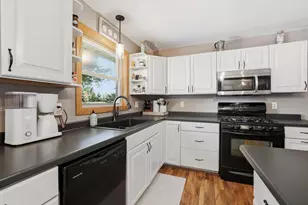 417 Chapley Ave, Junction City, WI 54443 - Photo 20