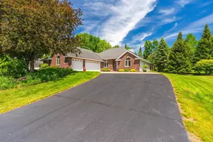 3108 Sandgate Ct, Weston, WI 54476 - Photo 2