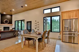 3262 N Rd, Kronenwetter, WI 54455 - Photo 16