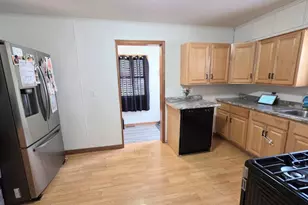 428 Maryland Ave, Schofield, WI 54476 - Photo 10