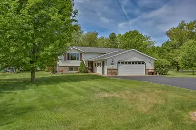 2167 Meadow Drive, Kronenwetter, WI 54455 - Photo 2