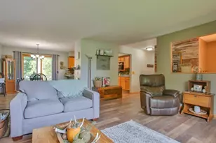 2167 Meadow Dr, Kronenwetter, WI 54455 - Photo 8
