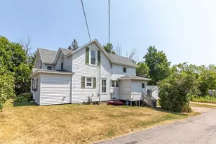 802 Mason St, Rhinelander, WI 54501 - Photo 2