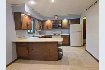 406 S Hawthorne Avenue, Marshfield, WI 54449 - Photo 10