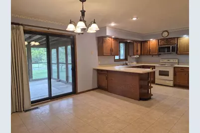 406 S Hawthorne Avenue, Marshfield, WI 54449 - Photo 6