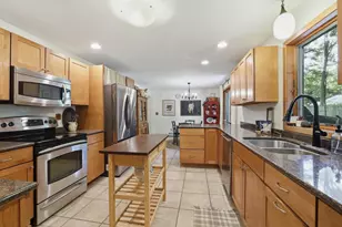 408 W Mapleridge Dr, Stevens Point, WI 54481 - Photo 18