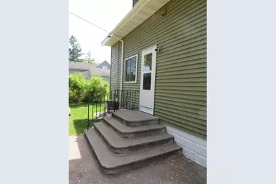 1208 E 9th Street, Merrill, WI 54452 - Photo 4